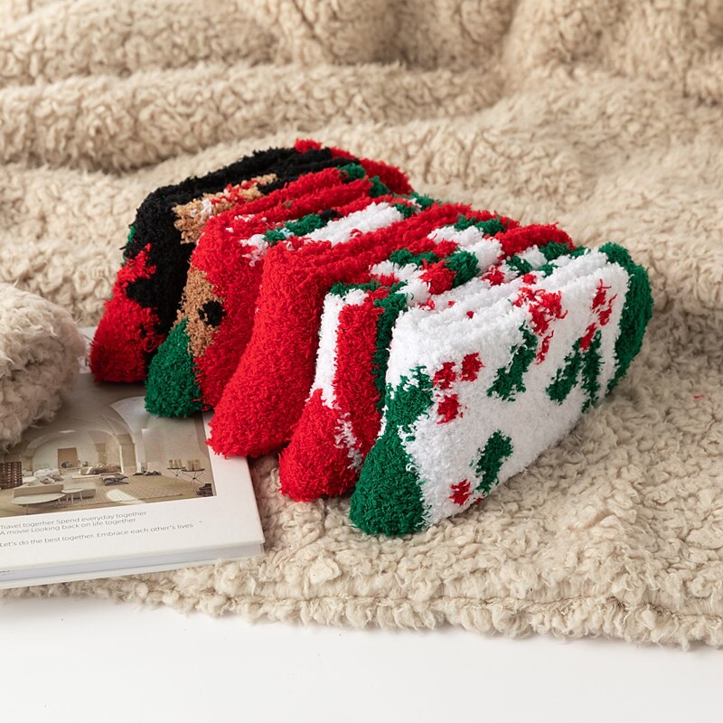5 PCS Christmas Cozy Fuzzy Socks