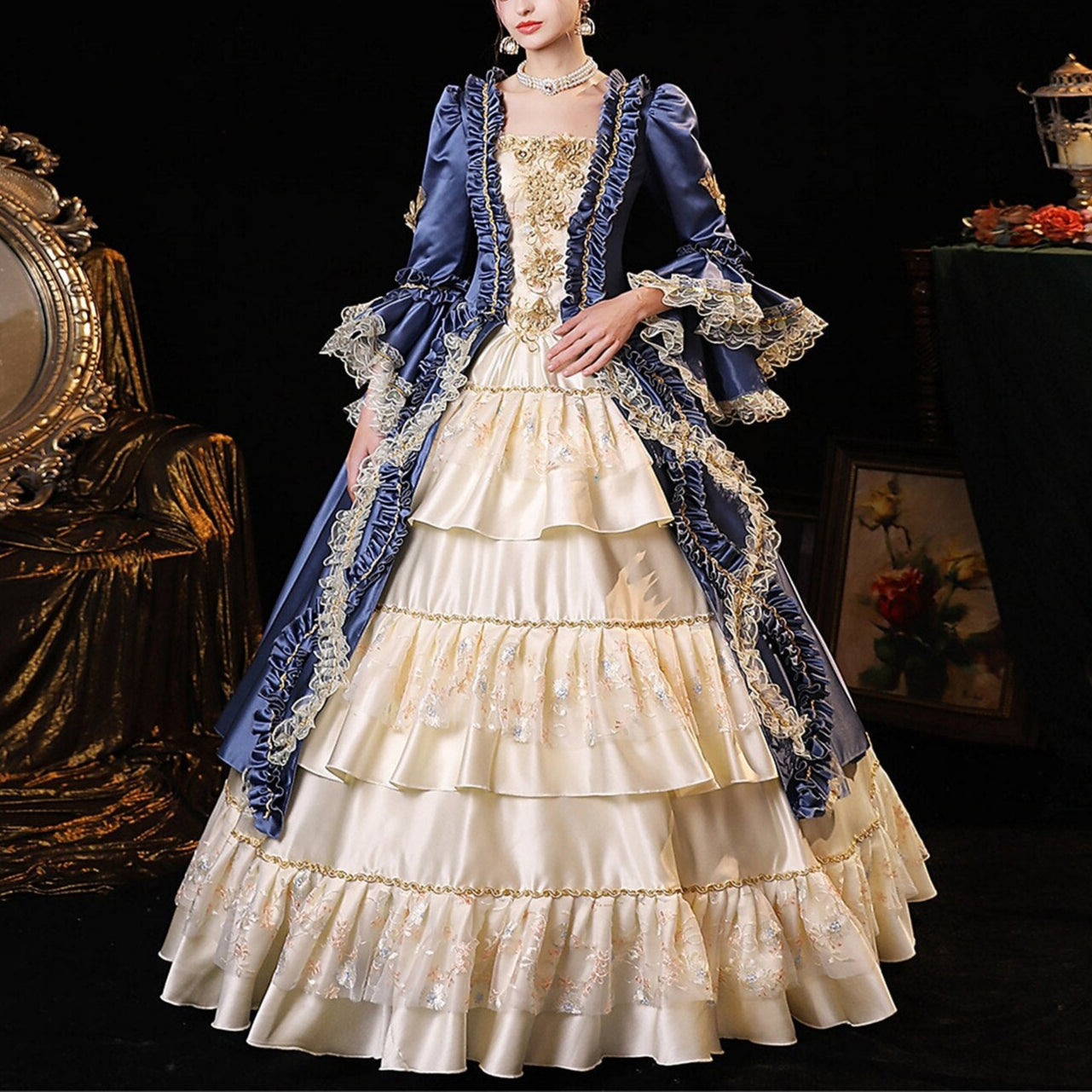 Rococo Polonaise Robe à la Française